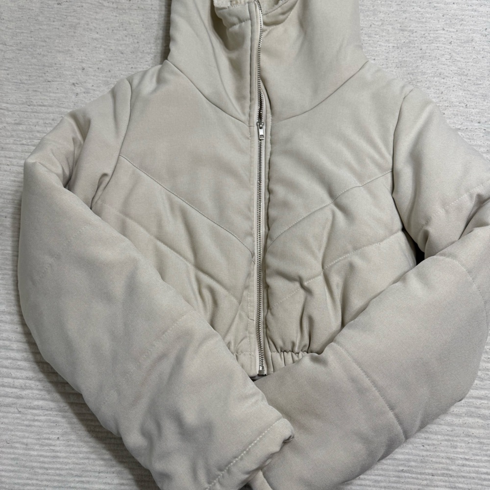 Cream Crop Puffy Jacket with Hood